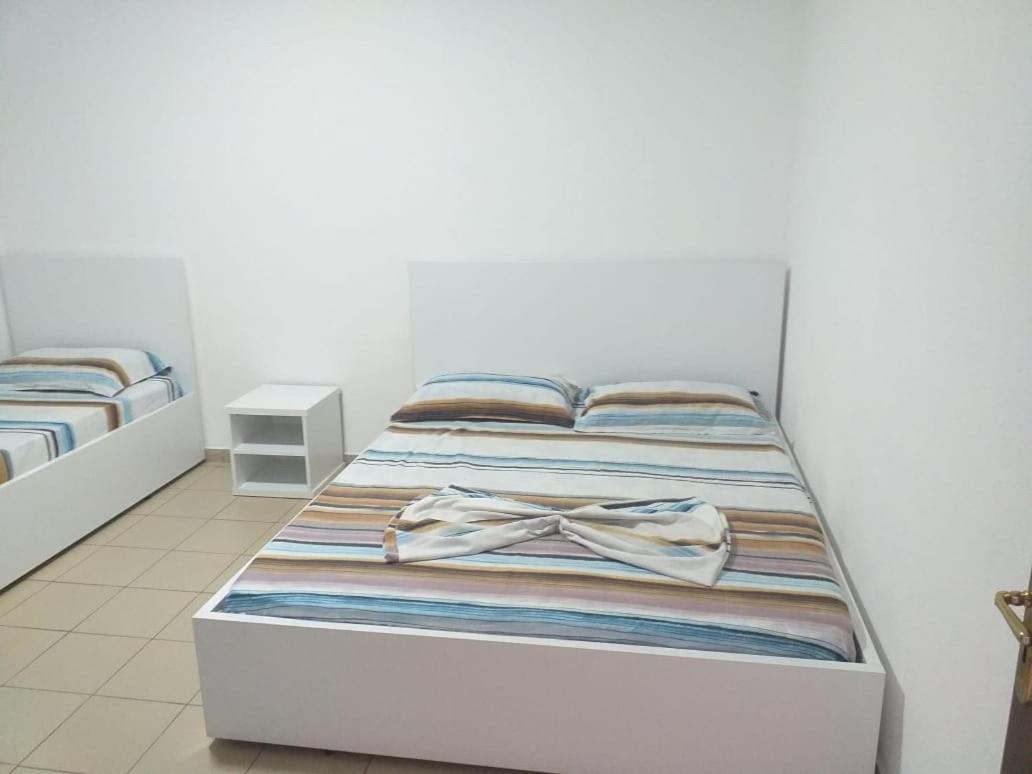 Apartamento Flat Ergli Velipojë Exterior foto