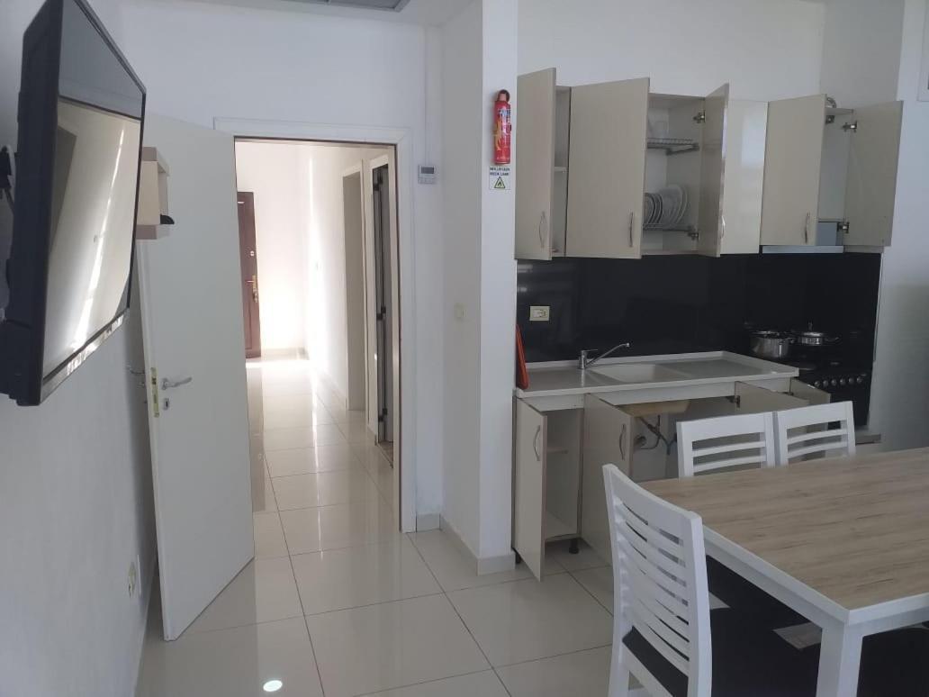 Apartamento Flat Ergli Velipojë Exterior foto